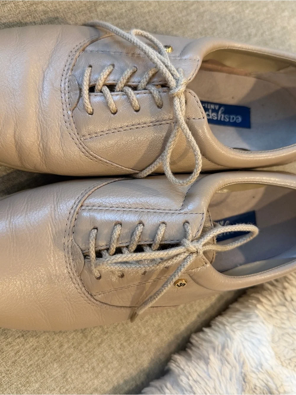 Easy Spirit Taupe Leather Lace-Up Comfort Sneakers